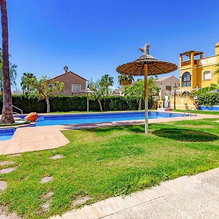 Apartamento 1 Bedroom Awesome In
